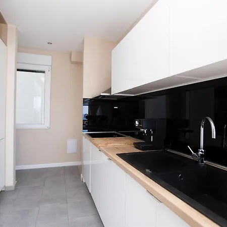 Royal 1 Podstrana Spalato