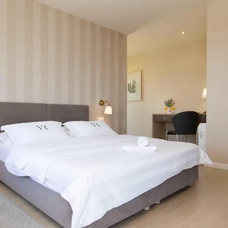 Royal 1 Podstrana Vakantiehuis