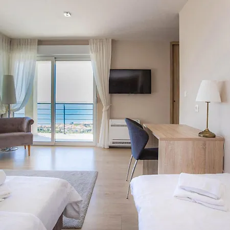 Royal 1 Podstrana Casa vacanze *